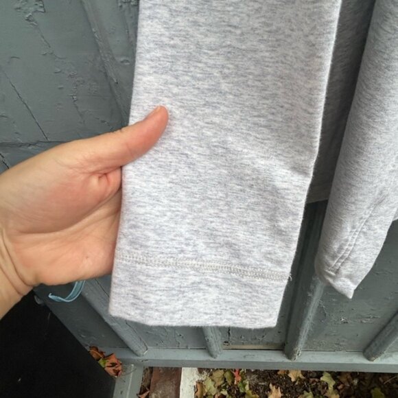 Lululemon light Grey Savasana Wrap Sweater, size 6 - Picture 7 of 9